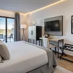 Barcelo &