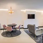 Barcelo & 4*