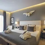 Barcelo & Aracena