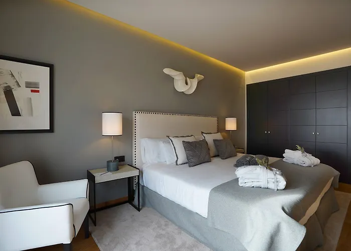 Barcelo & Aracena