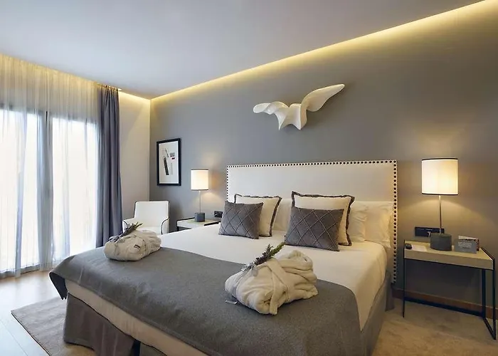 Barcelo & Aracena